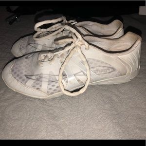 nfinity cheer shoes